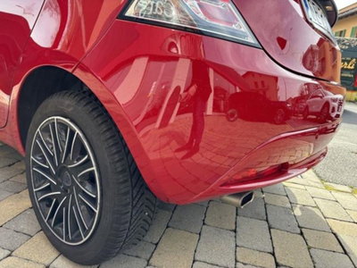 Lancia Ypsilon 1.0 FireFly 5 porte S&S Hybrid Ecochic Gold (19)