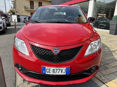 Lancia Ypsilon 1.0 FireFly 5 porte S&S Hybrid Ecochic Gold (2)