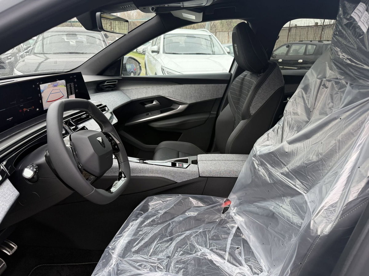 Peugeot 3008 73 kWh GT (15)
