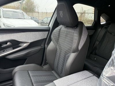 Peugeot 3008 73 kWh GT (16)