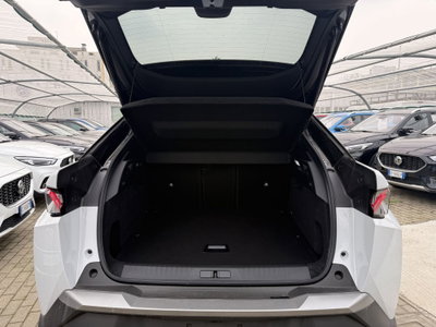 Peugeot 3008 73 kWh GT (8)