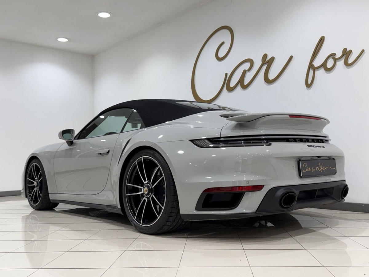 Porsche 911 Cabrio Cabrio 3.7 Turbo S auto (19)