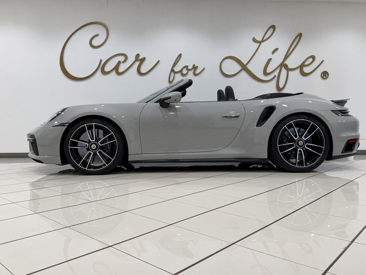 Porsche 911 Cabrio Cabrio 3.7 Turbo S auto (6)