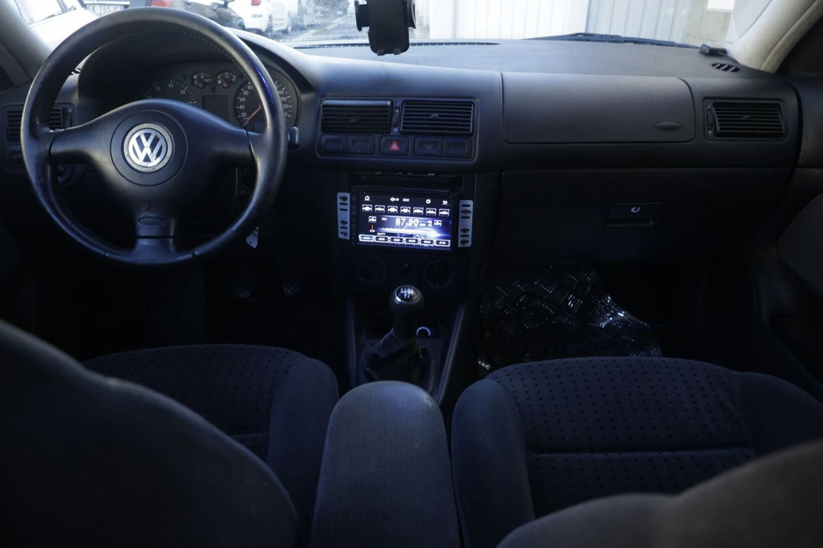 Volkswagen Golf 1.6 cat 5 porte Highline (2)