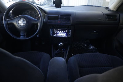 Volkswagen Golf 1.6 cat 5 porte Highline (2)