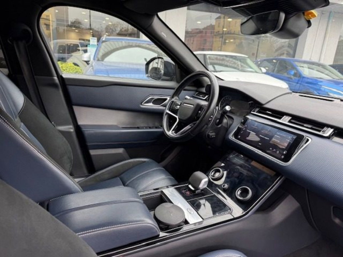 Land Rover Range Rover Velar 3.0D l6 300 CV R-Dynamic S (13)