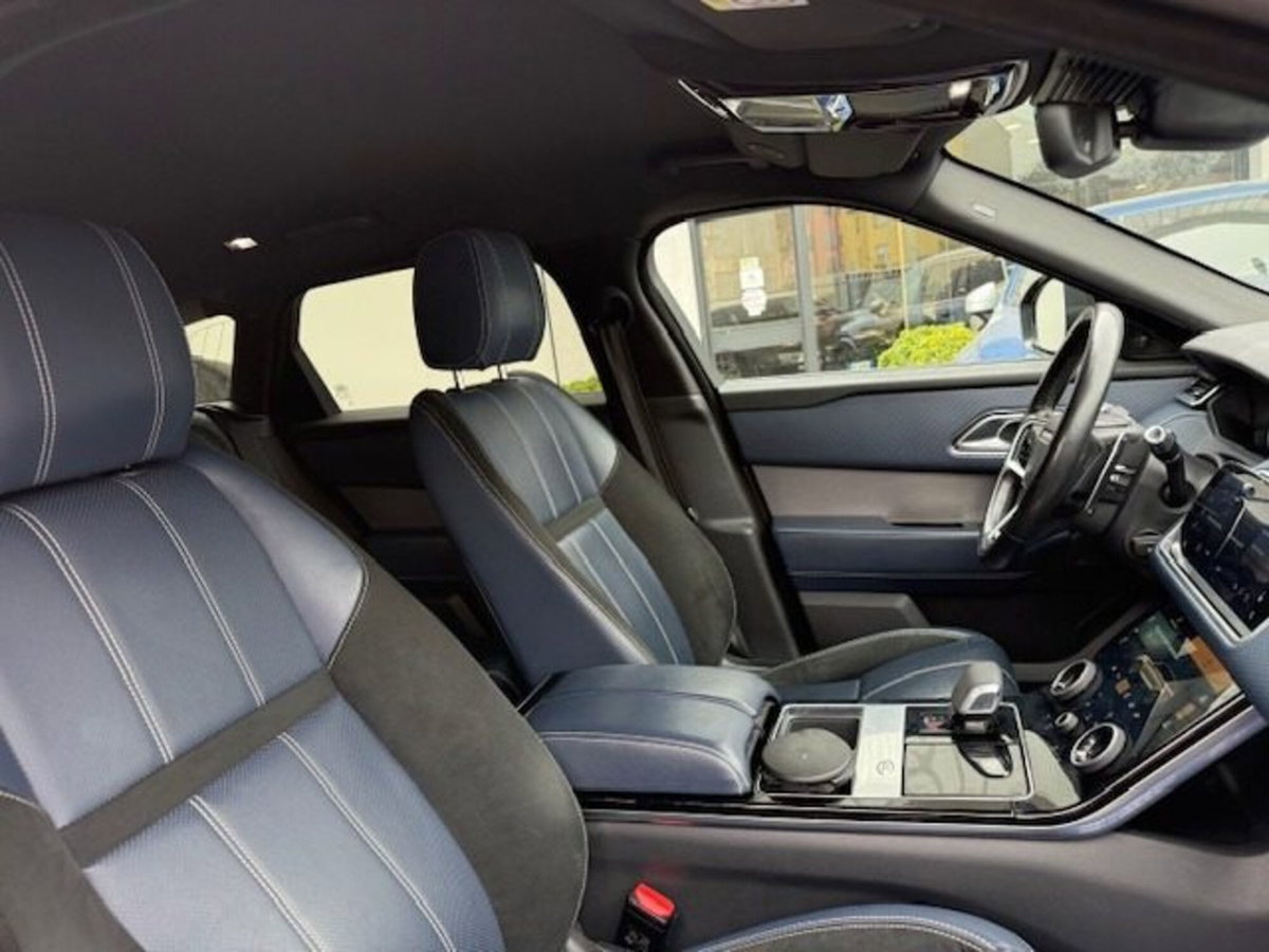 Land Rover Range Rover Velar 3.0D l6 300 CV R-Dynamic S (14)