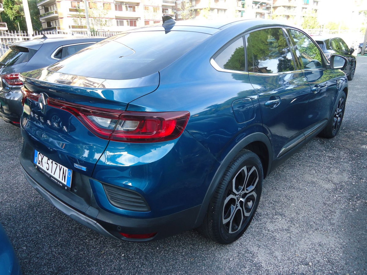 Renault Arkana Hybrid E-Tech 145 CV Techno (2)