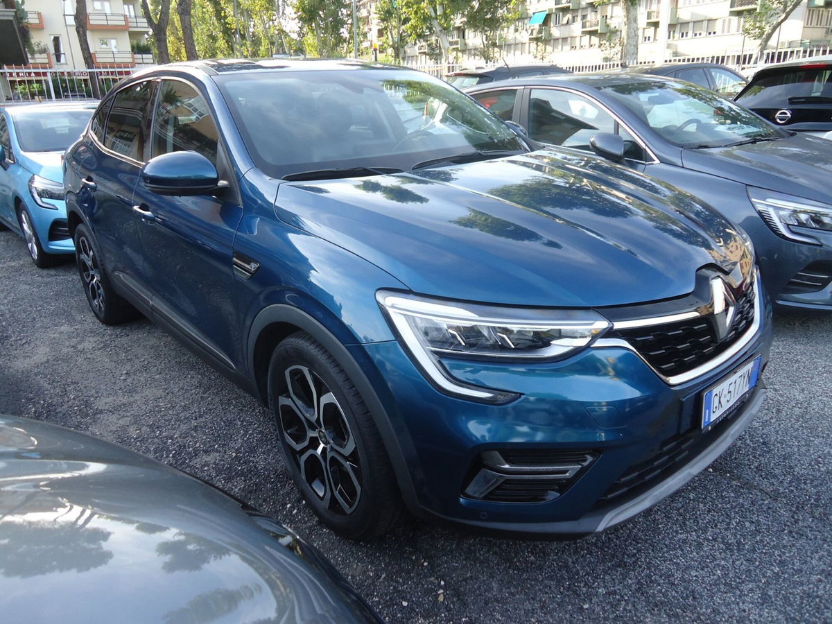Renault Arkana Hybrid E-Tech 145 CV Techno (3)