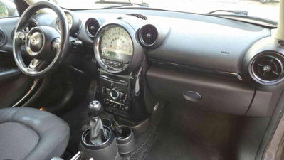 MINI Mini Countryman 1.6 Cooper D Countryman (9)