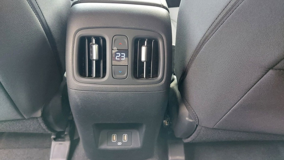 Hyundai Tucson 1.6 hev NLine + 2wd auto (11)