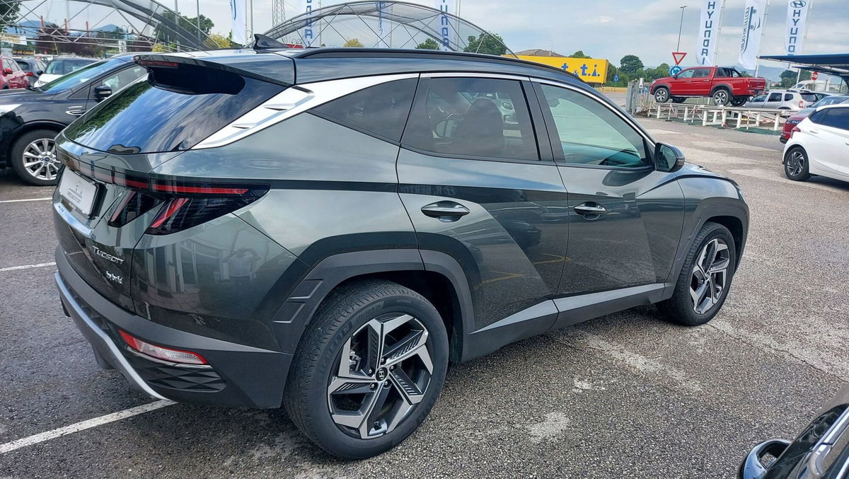 Hyundai Tucson 1.6 hev NLine + 2wd auto (4)