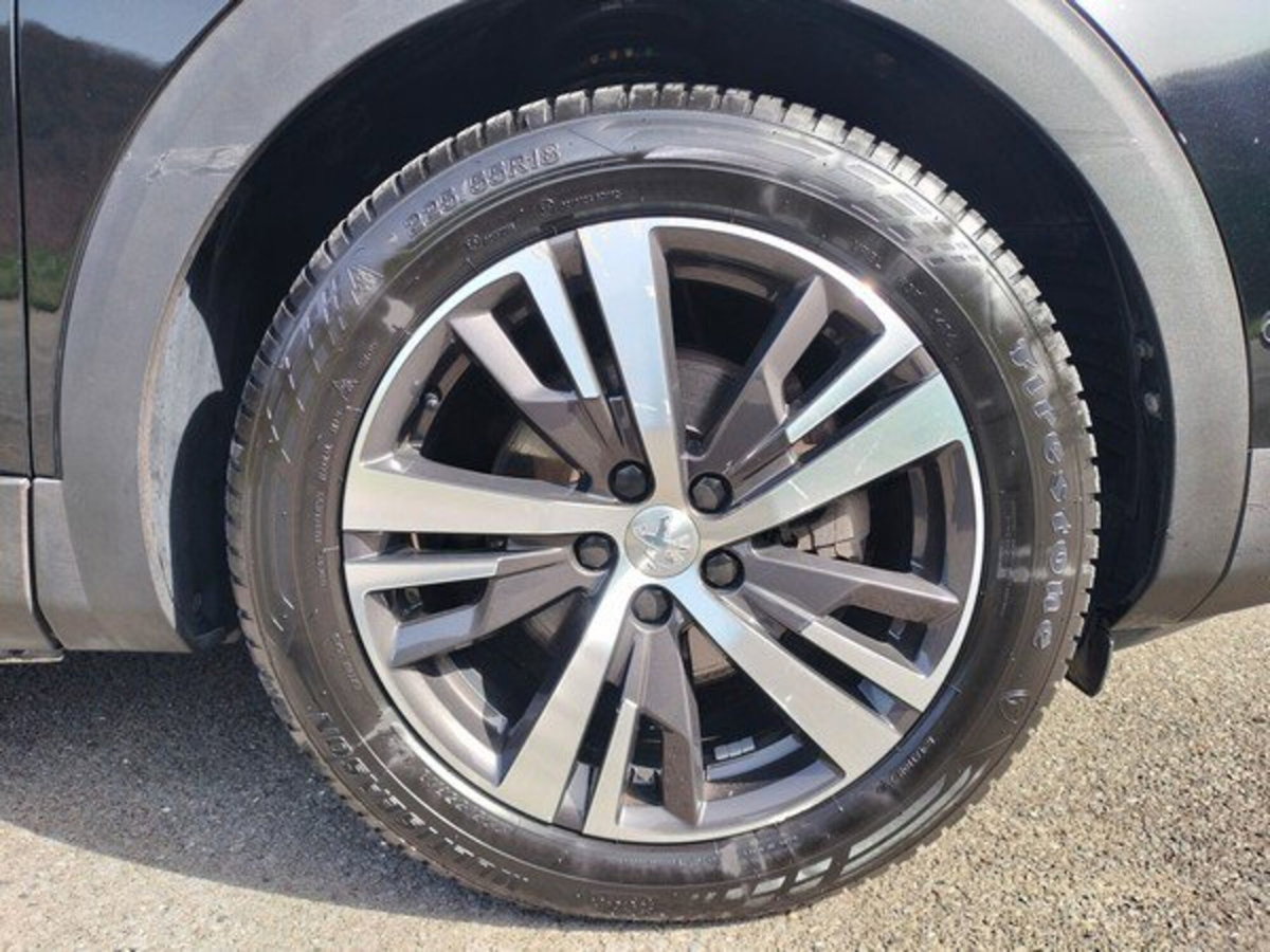 Peugeot 3008 BlueHDi 130 S&S EAT8 Allure (10)