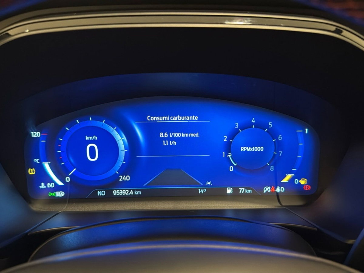 Ford Kuga 1.5 ecoboost ST-Line X 2wd 150cv (10)
