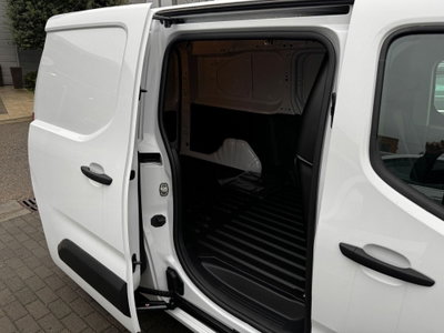 Fiat Doblò Furgone van 1.5 bluehdi 100cv CH1 (8)