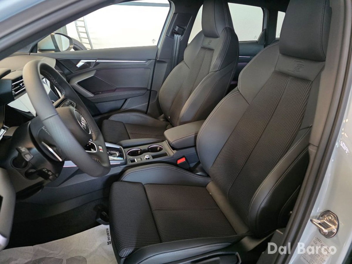 Audi A3 allstreet 2.0 tdi Identity Contrast 150cv s-tronic (17)