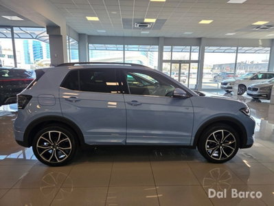Volkswagen T-Cross 1.0 tsi R-Line 115cv (7)