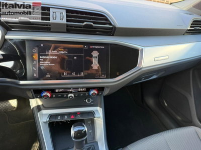 Audi Q3 35 TDI quattro S tronic Business Advanced (14)