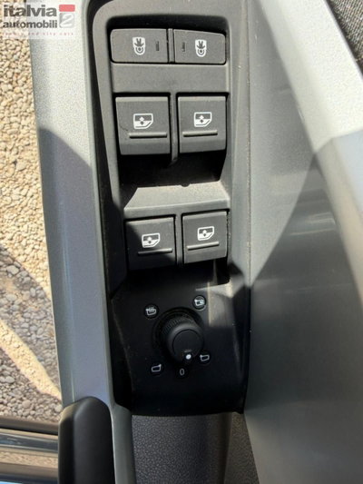 Audi Q3 35 TDI quattro S tronic Business Advanced (17)