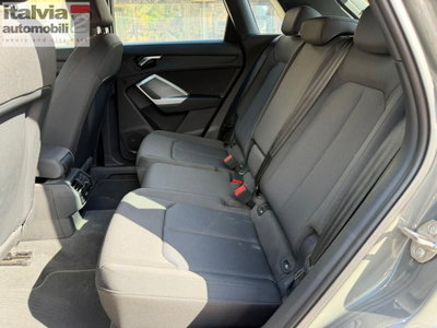 Audi Q3 35 TDI quattro S tronic Business Advanced (18)