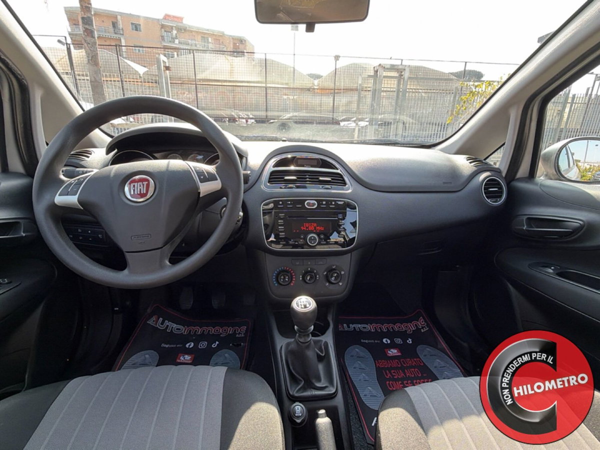 Fiat Punto 1.4 8V 5 porte Natural Power Street (14)