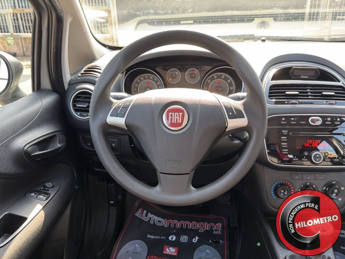 Fiat Punto 1.4 8V 5 porte Natural Power Street (15)