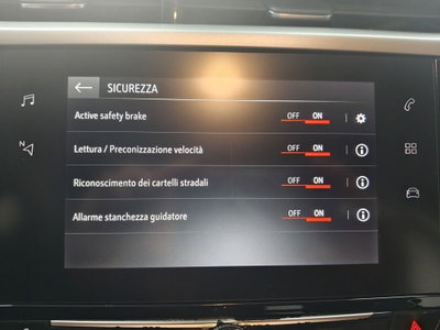 Opel Corsa 1.2 Corsa s&s 75cv (5)