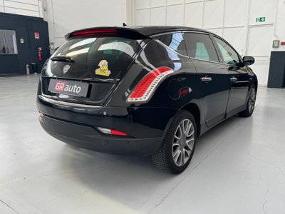 Lancia Delta 1.6 MJT DPF Platino (8)