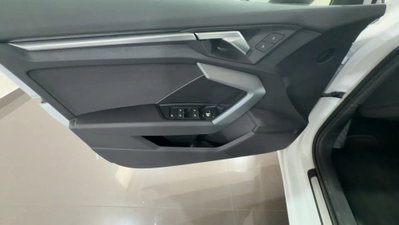Audi A3 Sedan 35 TFSI S tronic Business Advanced (13)