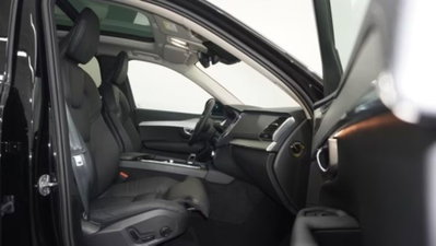 Volvo XC90 B5 (d) AWD automatico Plus Bright (14)