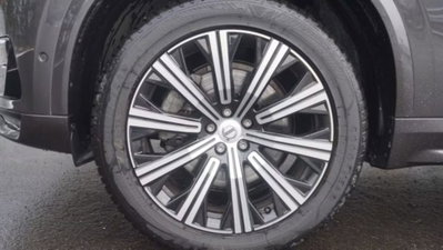 Volvo XC90 B5 (d) AWD automatico Plus Dark (10)
