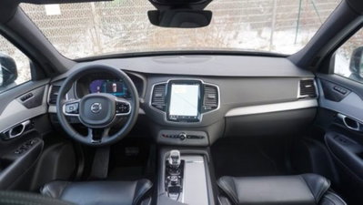 Volvo XC90 B5 (d) AWD automatico Plus Dark (11)