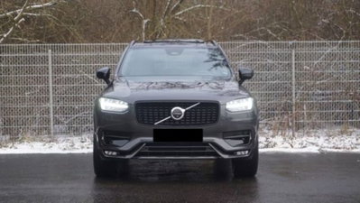 Volvo XC90 B5 (d) AWD automatico Plus Dark (9)