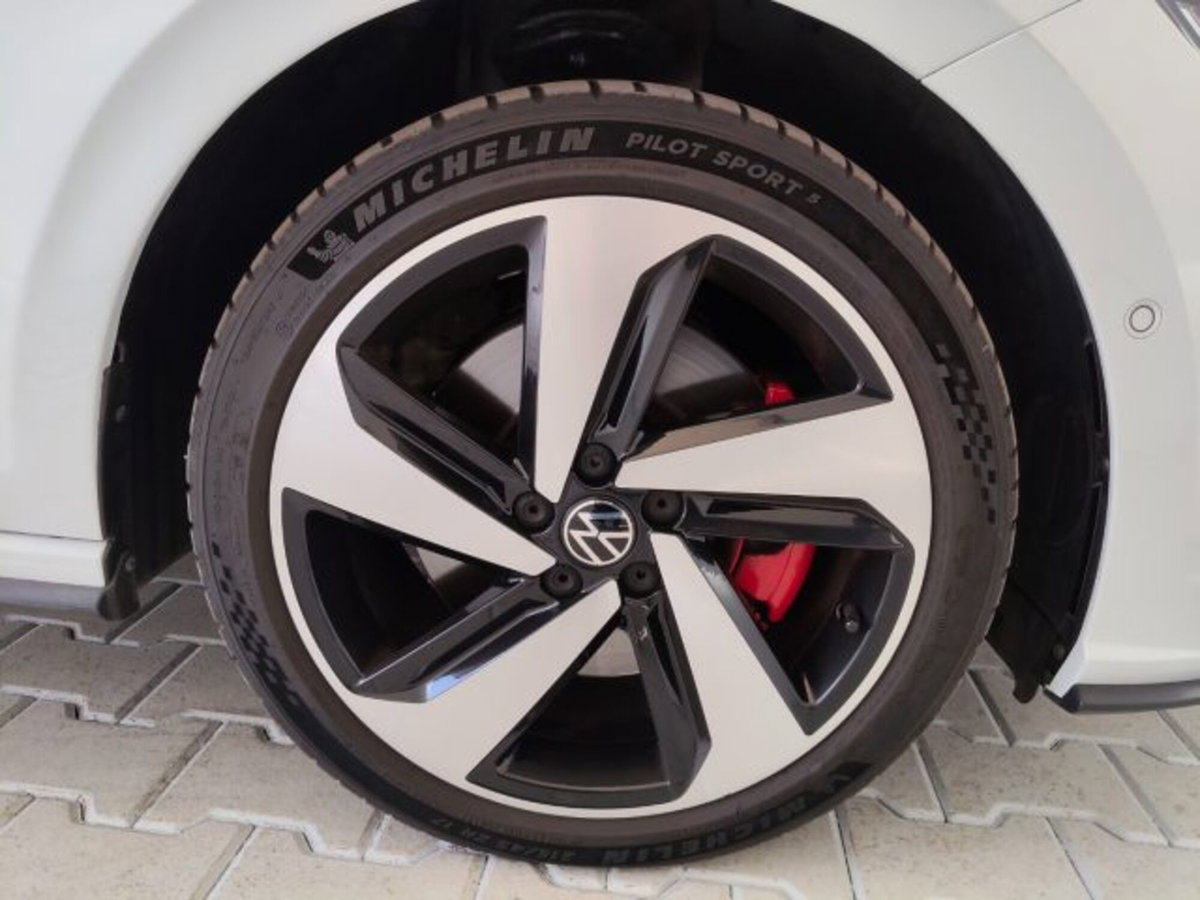 Volkswagen Polo 2.0 tsi GTI dsg (16)