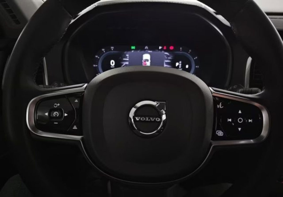 Volvo XC90 B5 (d) AWD automatico Plus Dark (11)