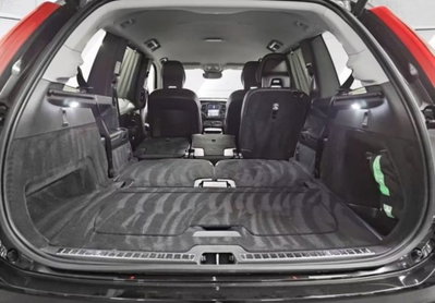 Volvo XC90 B5 (d) AWD automatico Plus Dark (14)