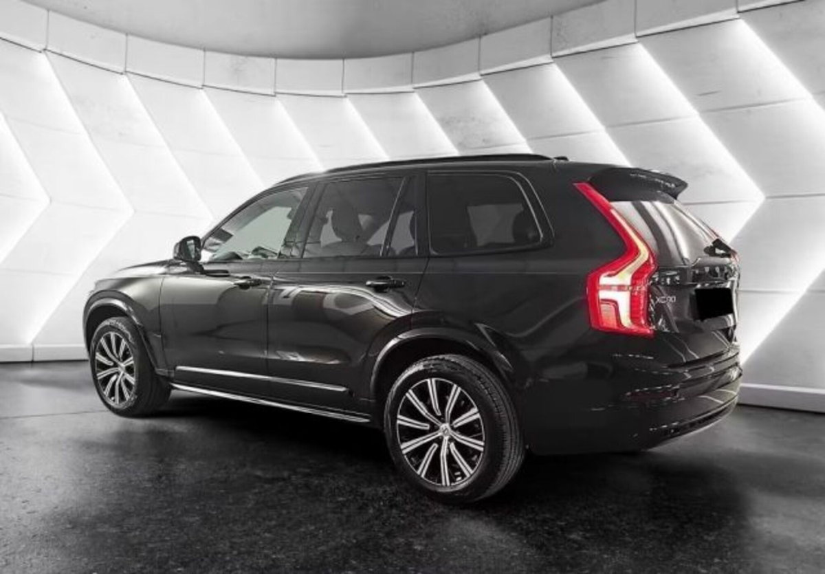 Volvo XC90 B5 (d) AWD automatico Plus Dark (2)
