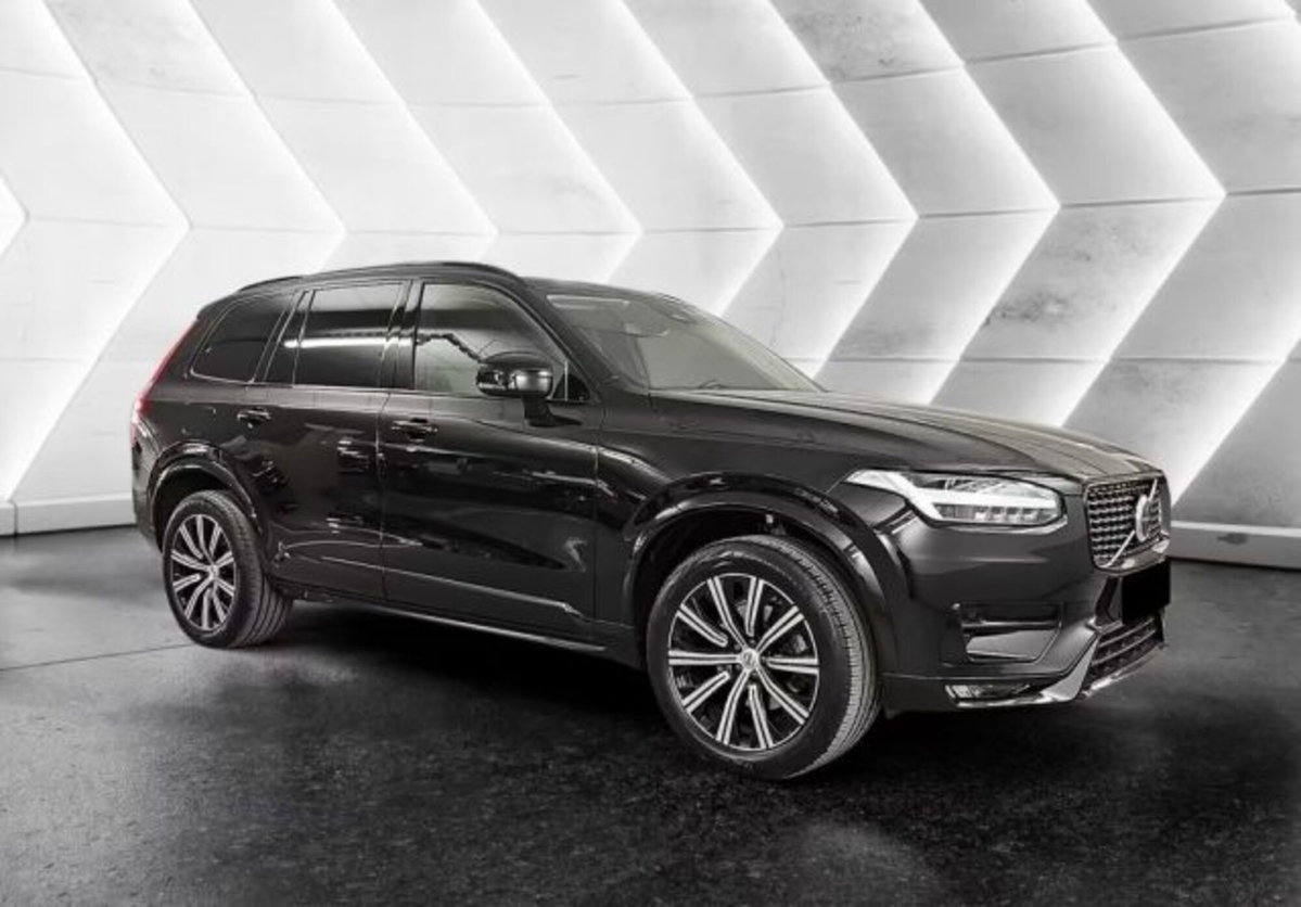 Volvo XC90 B5 (d) AWD automatico Plus Dark (4)