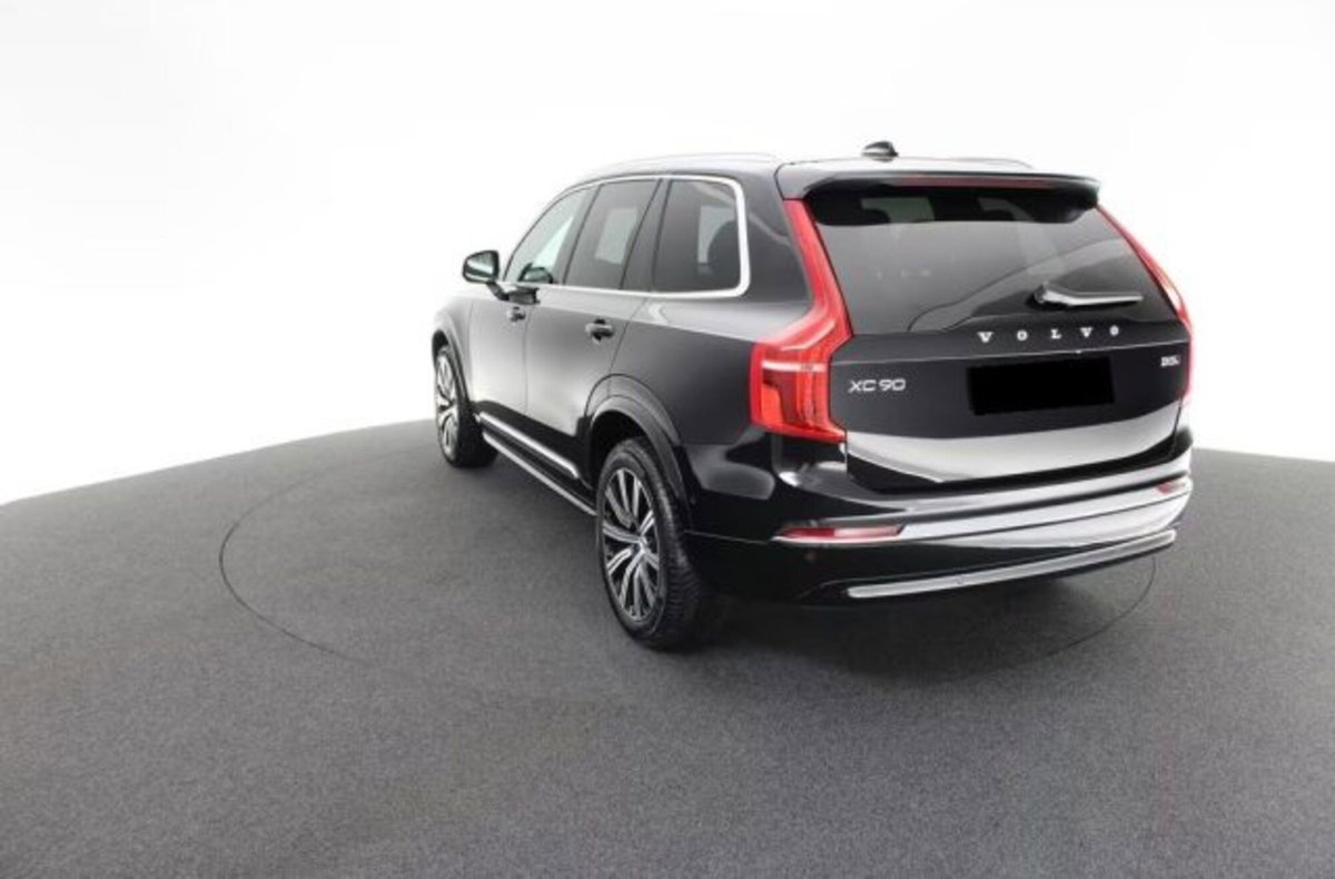 Volvo XC90 B5 (d) AWD automatico Plus Bright (12)