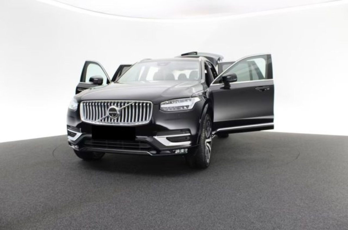 Volvo XC90 B5 (d) AWD automatico Plus Bright (17)