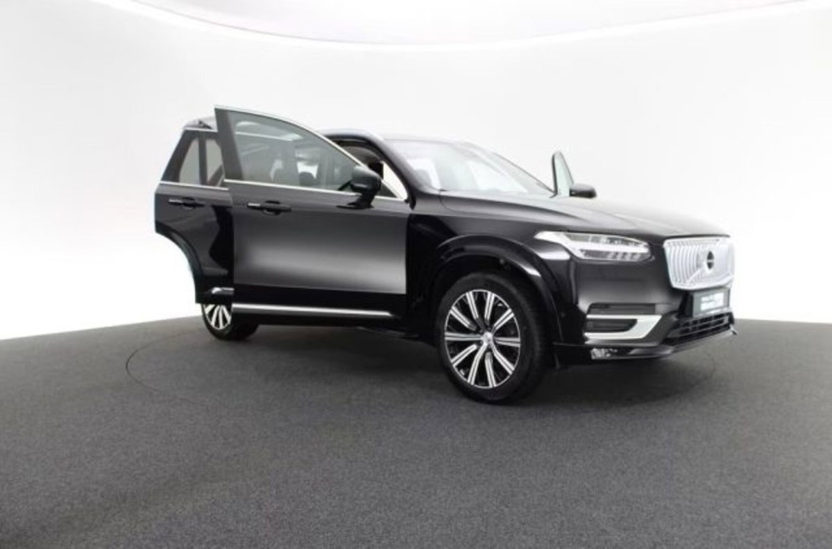 Volvo XC90 B5 (d) AWD automatico Plus Bright (18)