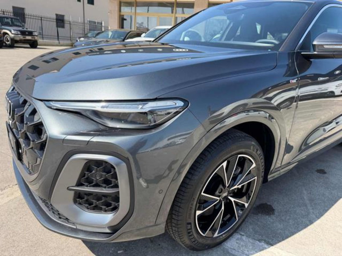 Audi Q5 Sportback 40 2.0 tdi mhev 12V S line Plus quattro s-tronic (7)