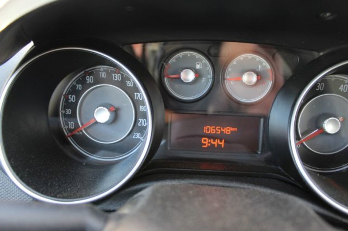 Fiat Punto 1.2 8V 5 porte Street (10)