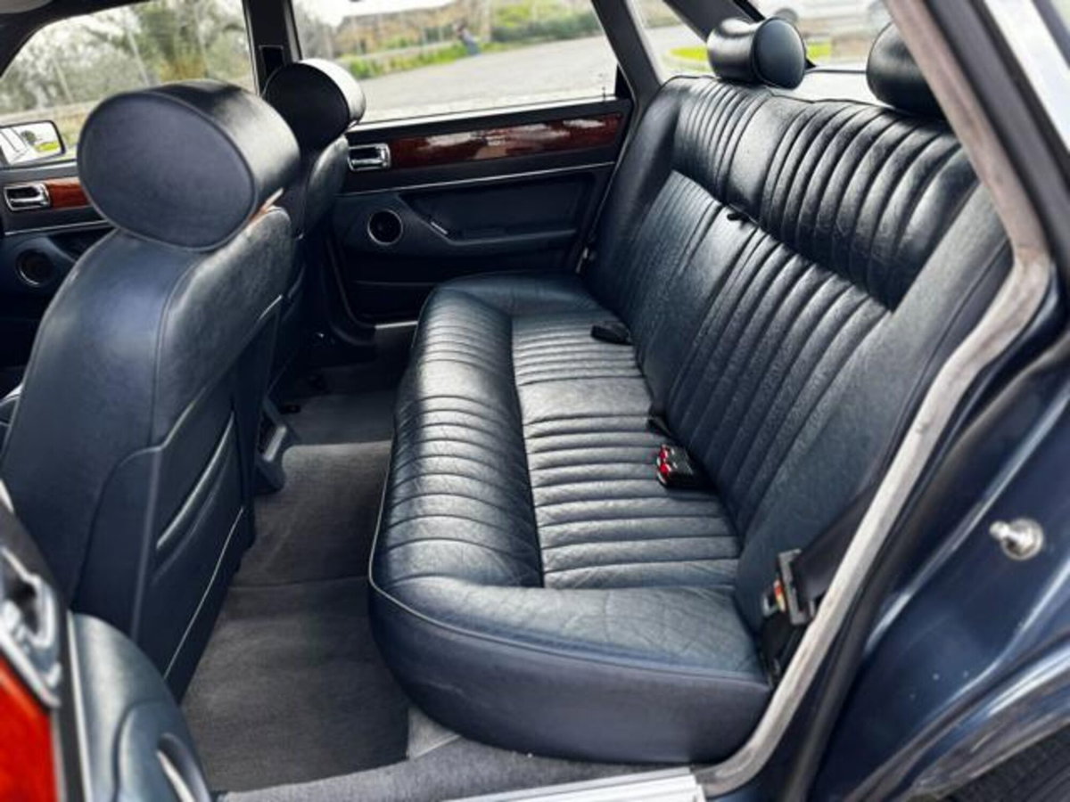 Jaguar XJ6 3.2 cat (17)