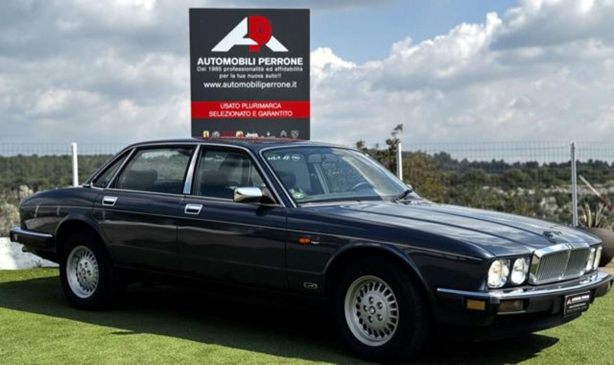 Jaguar XJ6 3.2 cat (3)