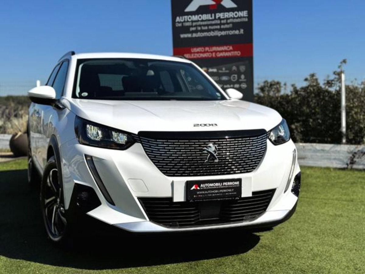 Peugeot 2008 BlueHDi 110 S&S Allure (4)