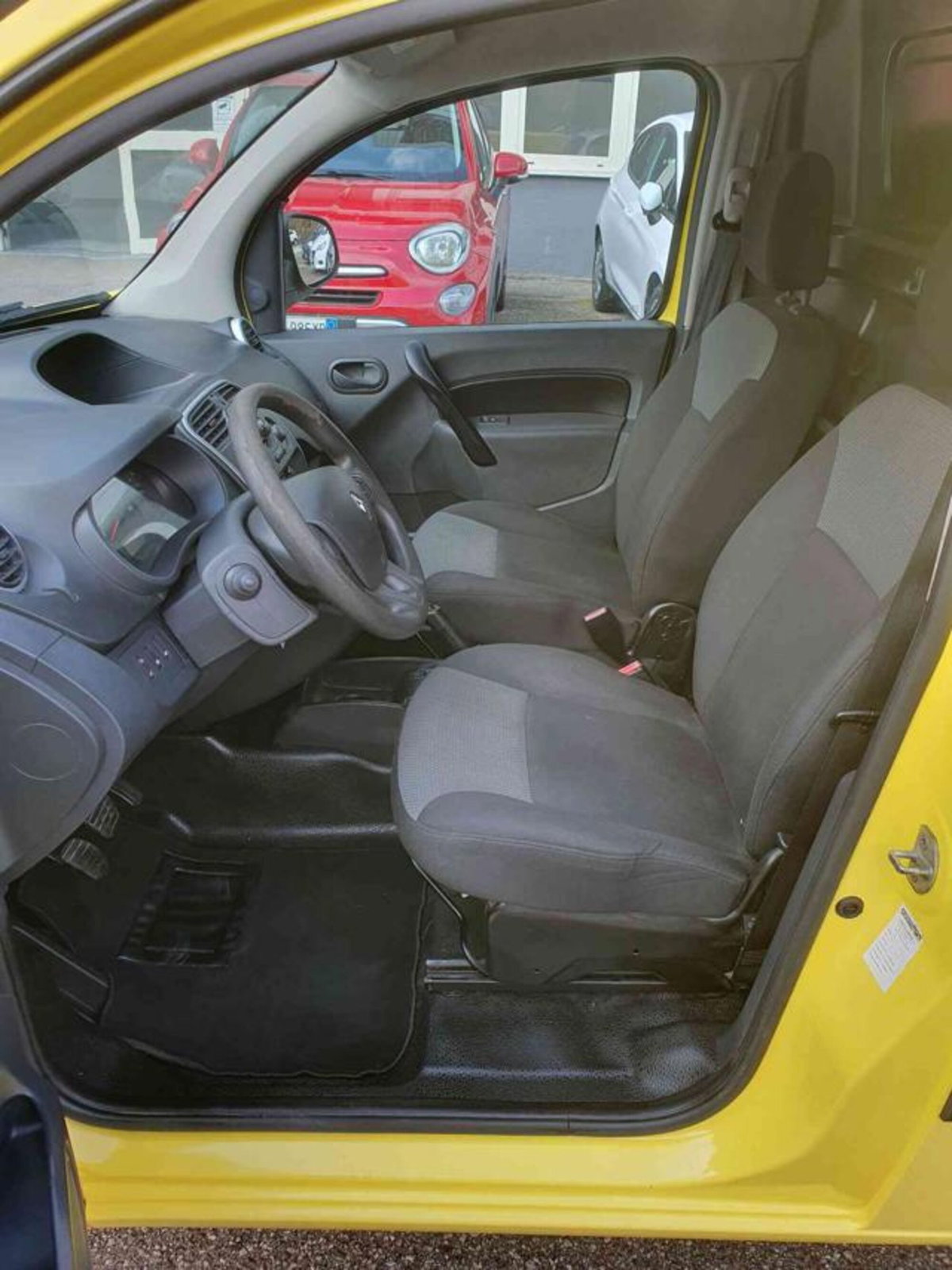 Renault Kangoo 1.5 dCi 110CV F.AP. 4p. Express Maxi Combi Ice (5)