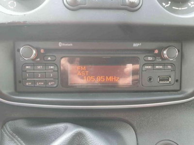Renault Kangoo 1.5 dCi 110CV F.AP. 4p. Express Maxi Combi Ice (7)