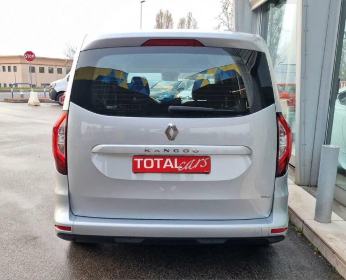 Renault Kangoo 1.3 tce Authentic 130cv (8)