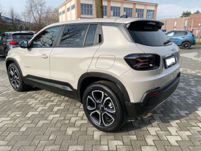 Jeep Avenger 1.2 turbo Summit fwd 100cv (3)